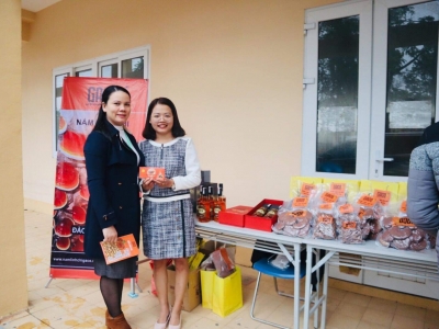 Cô cử nhân 9X “mê” nấm linh chi 2
