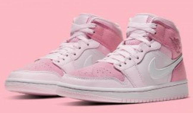 Travis Scott Reveals Early Sample Of His Nike 2020